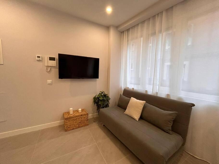 Cozy Studio In Tetuan - En 1/9 Мадрид Екстериор снимка